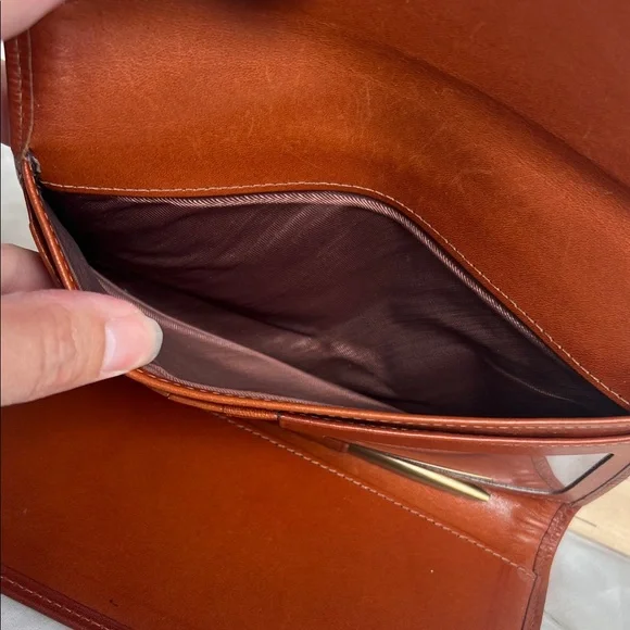 Dooney & Bourke Vintage Cream and Brown Shoulder Bag and Matching Wallet - Picture 16 of 16